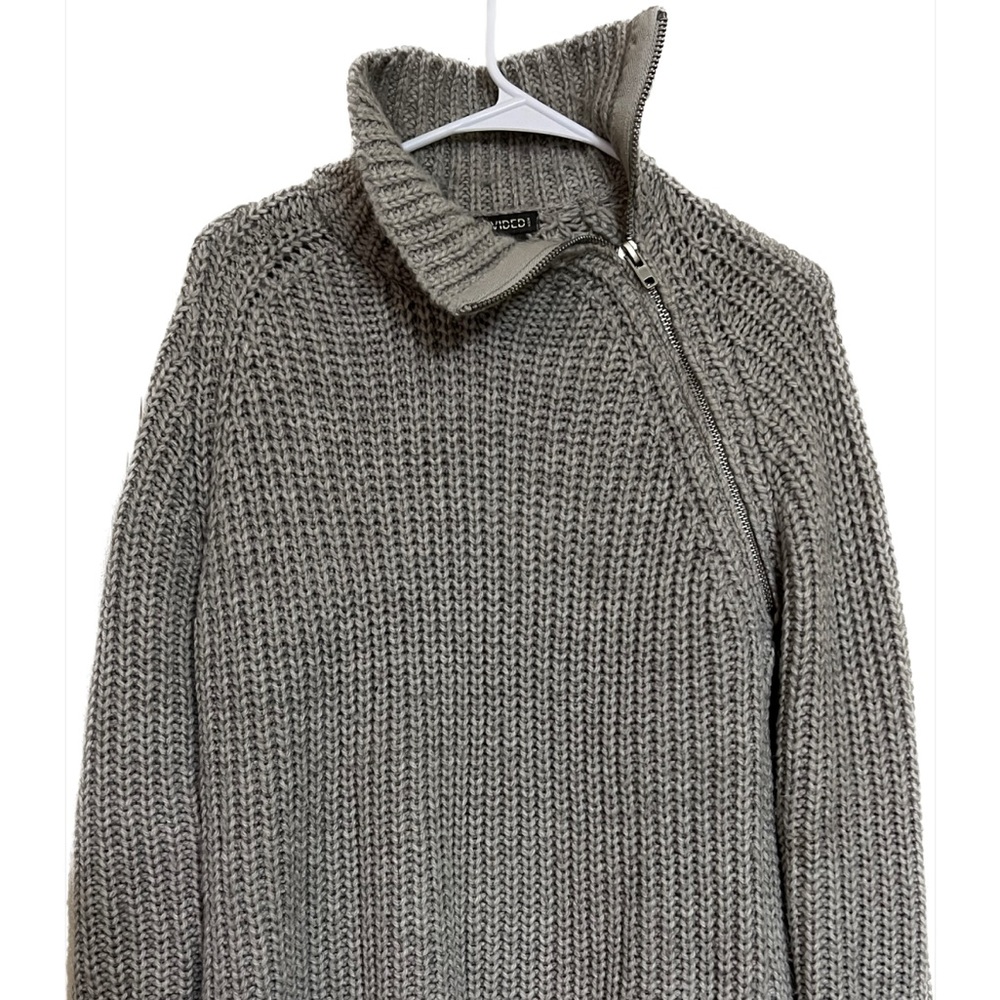H&M Divided Cable Knit Sweater Men’s XS